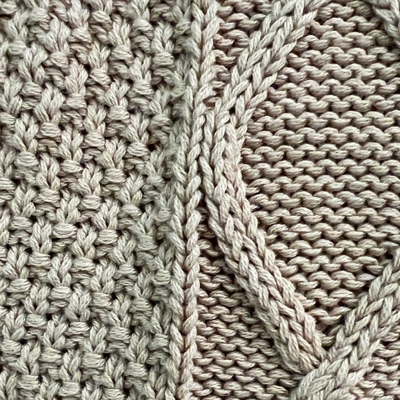 Double Zero Camel Cable Knit Sweater Vest - Picture 4 of 9